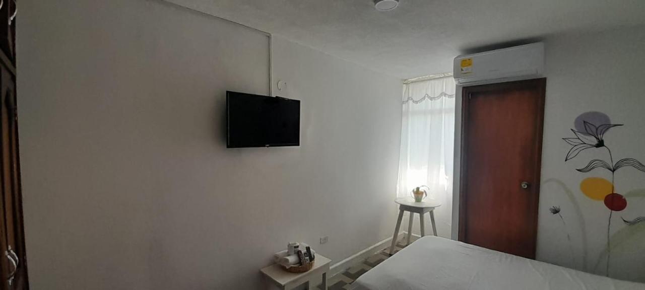 Hotel Habibi Barranquilla  Buitenkant foto