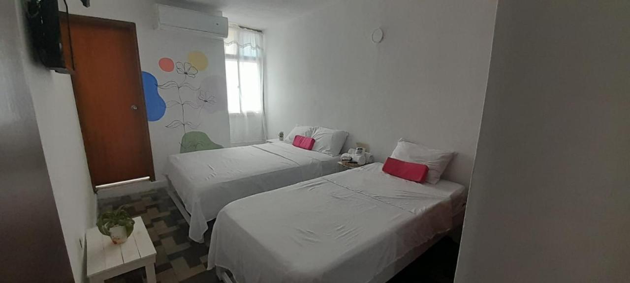 Hotel Habibi Barranquilla  Buitenkant foto
