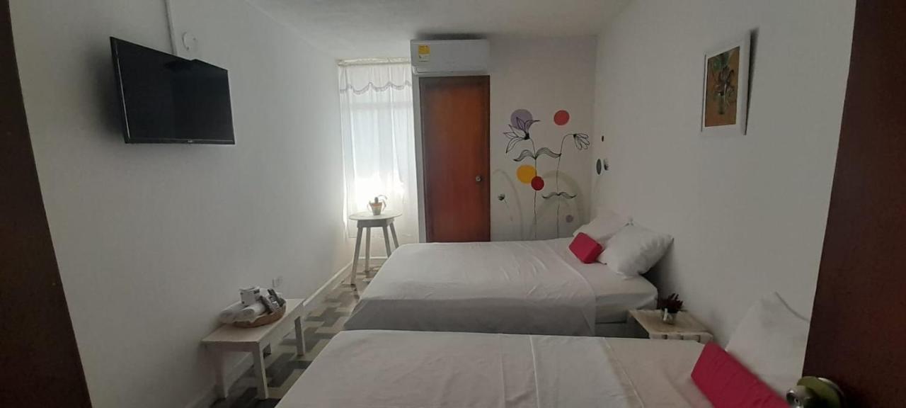 Hotel Habibi Barranquilla  Buitenkant foto