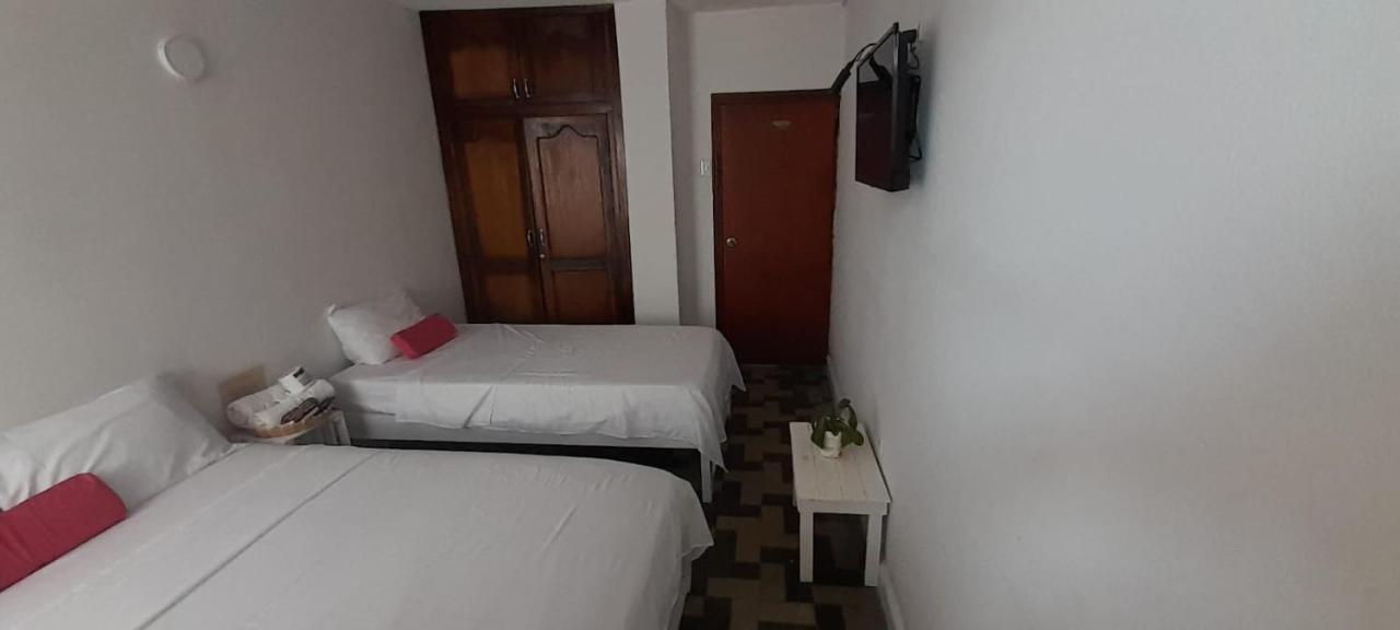 Hotel Habibi Barranquilla  Buitenkant foto