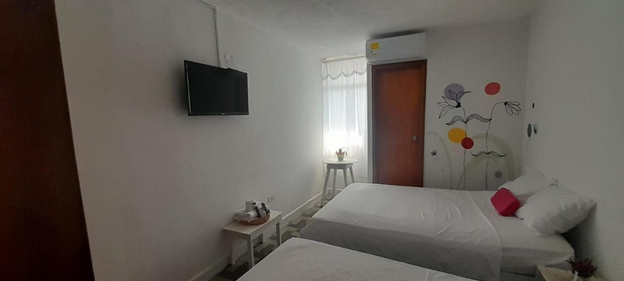 Hotel Habibi Barranquilla  Buitenkant foto